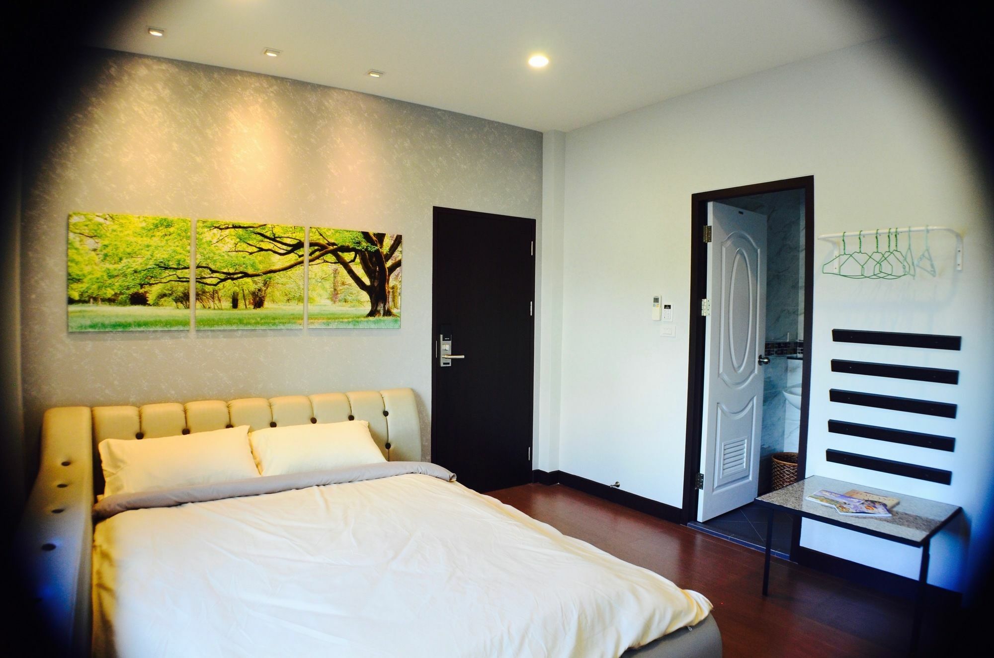 4 Bedroom House At Skytrain Bangkok Exterior foto